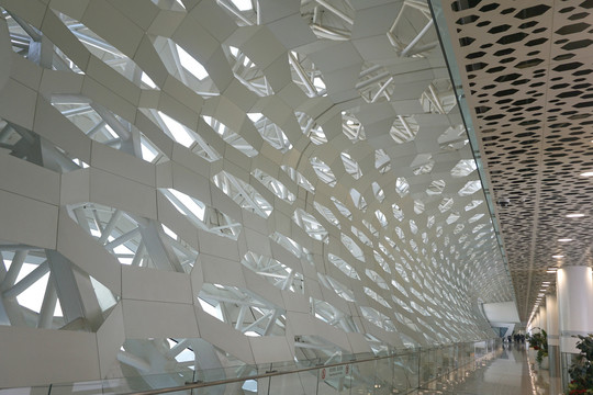 机场蜂巢造型立面低碳绿色设计