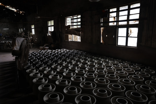 制作陶器工厂