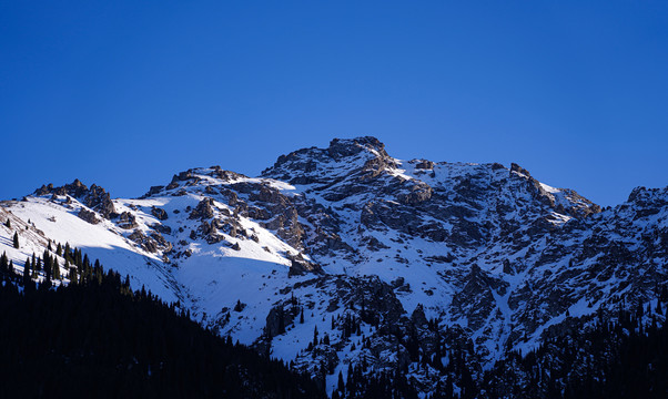 雪山