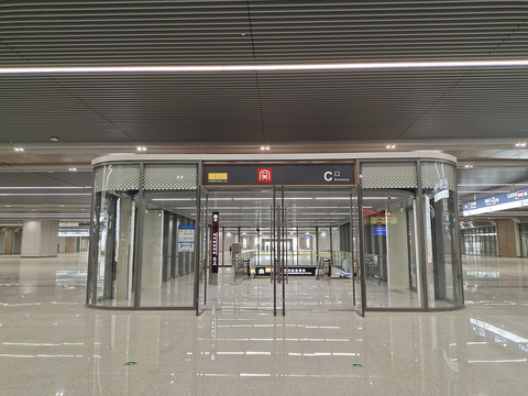 地铁站不锈钢玻璃进站口