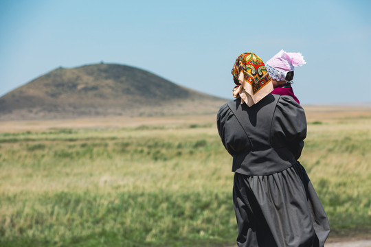 草原蒙古族母女