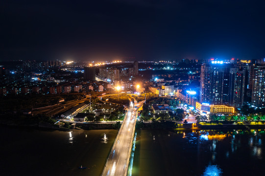 航拍湖南衡阳城市夜景风光