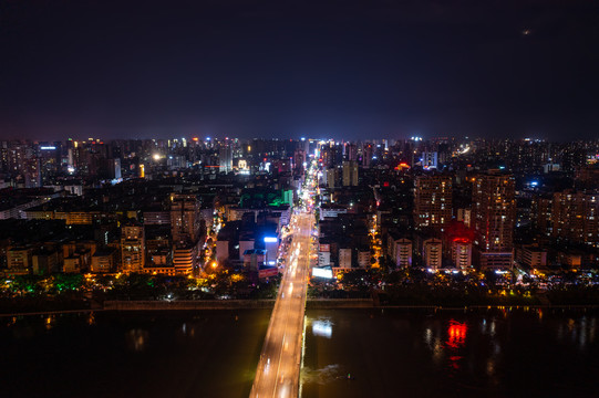 航拍湖南衡阳城市夜景风光
