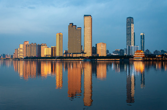 长沙湘江沿岸夜景