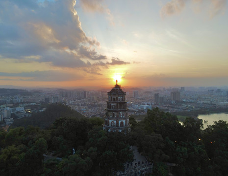 顺峰山太平塔