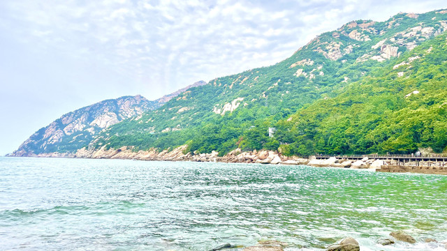 崂山海边与山风景