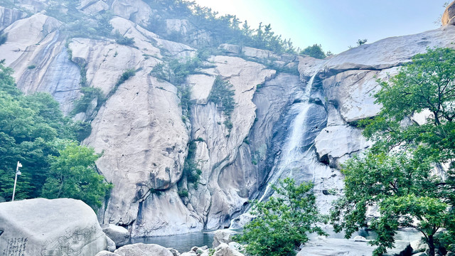 崂山瀑布风景山泉流水