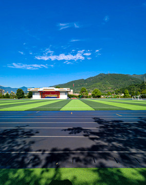 荥经中学体育场足球场全景