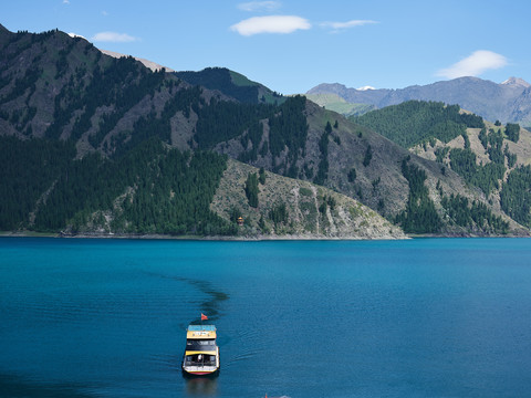 新疆天山天池