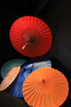 多彩油纸伞传统工艺