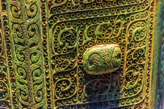 南京博物院商代青铜兽面纹铙