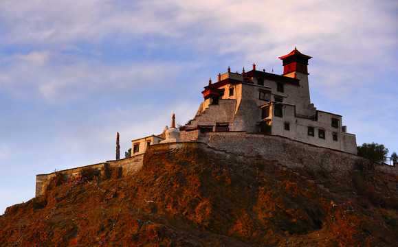 青藏高原寺庙