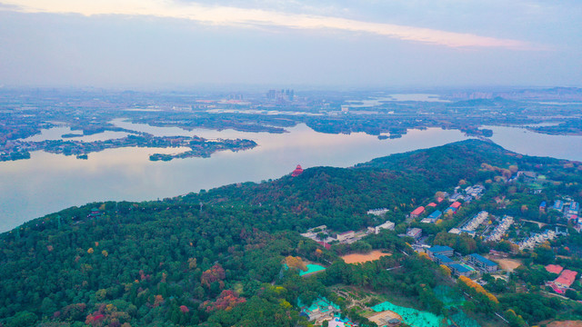 东湖