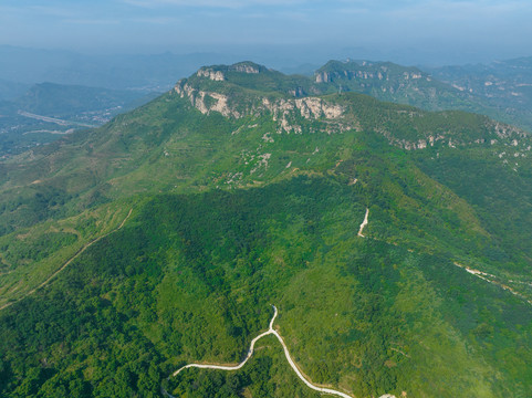 航拍锦绣川到柳埠的越野盘山路