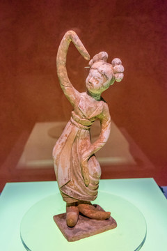 南京博物院唐代陶舞俑