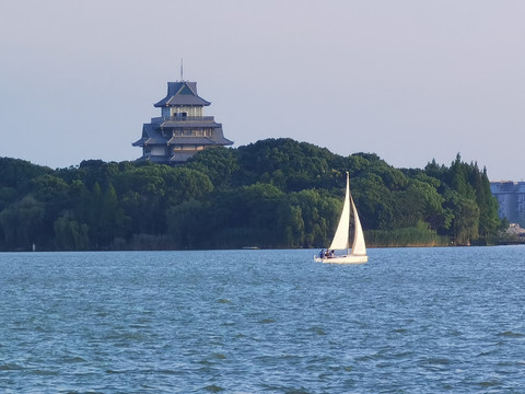 金鸡湖风光