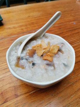 皮蛋粥