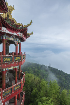 宜宾蜀南竹海龙吟寺云雾缭绕