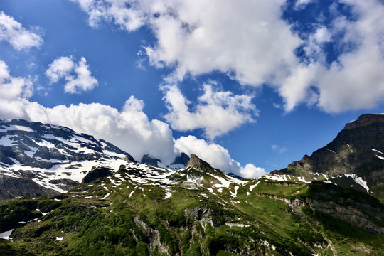 瑞士阿尔卑斯雪山