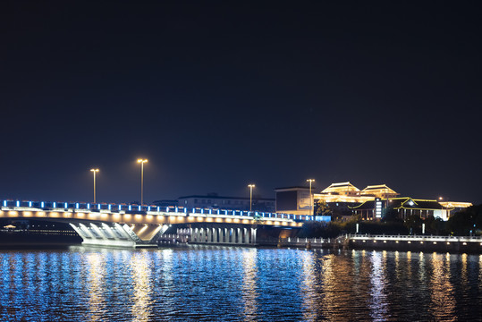 苏州相门桥夜景