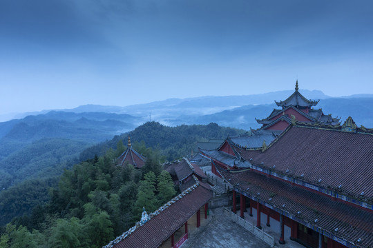 宜宾蜀南竹海龙吟寺晨雾