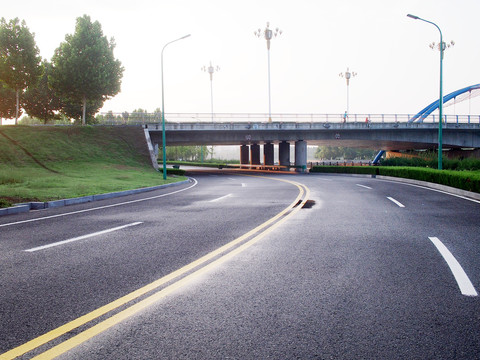 柏油马路