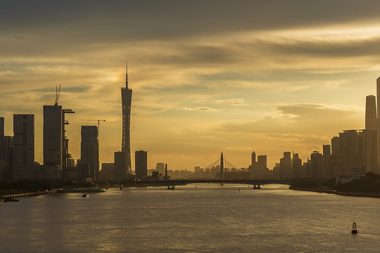 琶洲大桥看日落