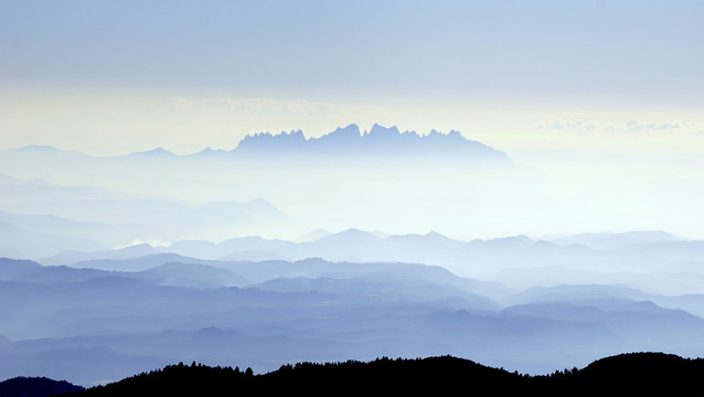 远山背景