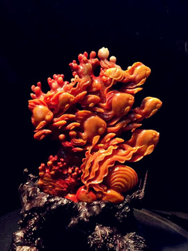 玉雕海底世界