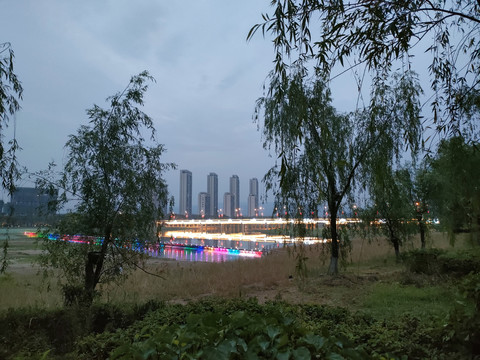 灞河夜景