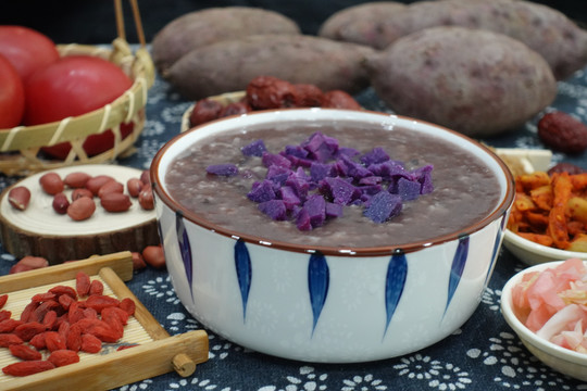 紫薯黑红粥