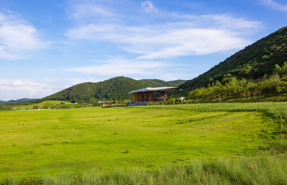 圣境山滑翔伞基地