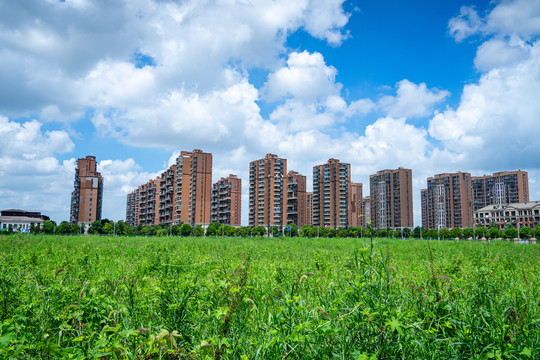 小区内景