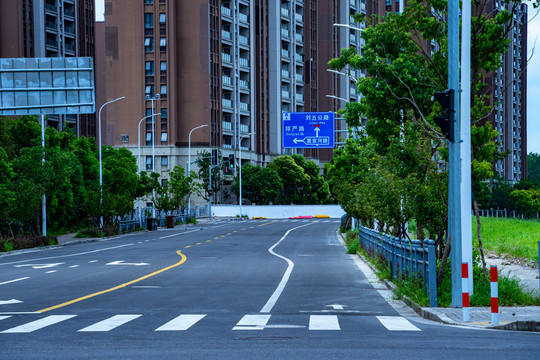 小区内景