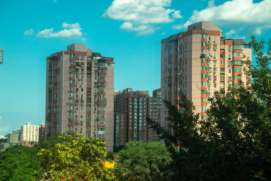 小区内景