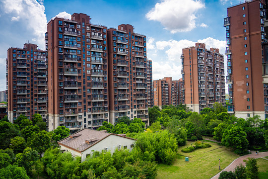 小区内景