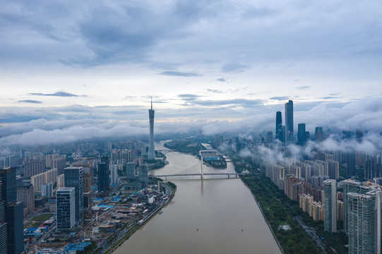 雨后广州