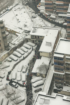 城市雪景航拍