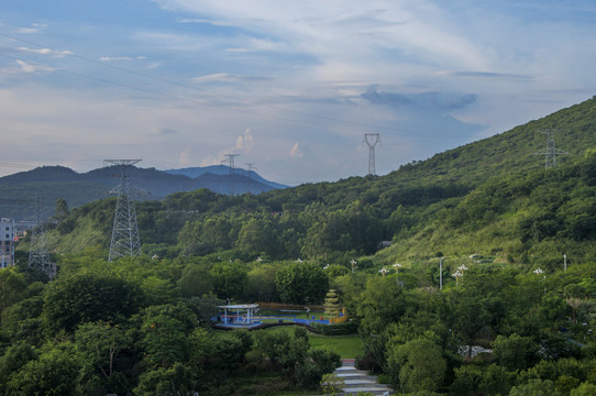 八尺岭公园风情照