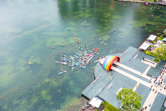 桂林麓湖水上板桨运动