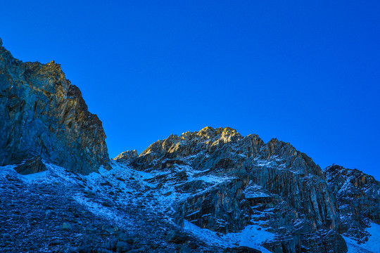 九顶山