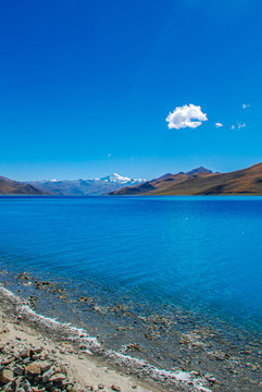 羊卓雍措风景区