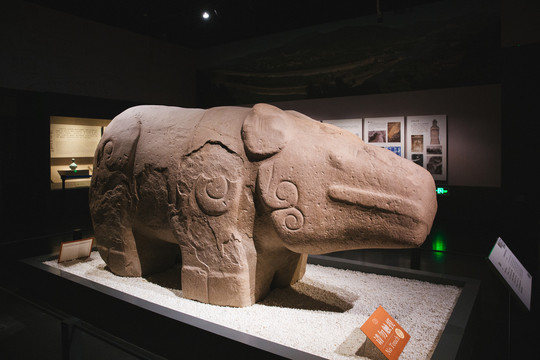 成都博物馆石犀牛