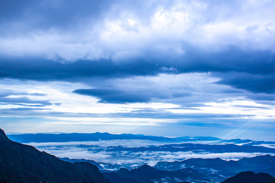 云中草原江西武功山