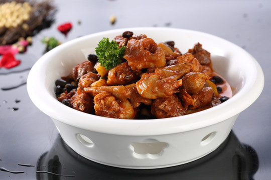黑豆焖鸡