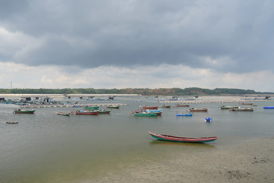 鼎龙湾海边美景