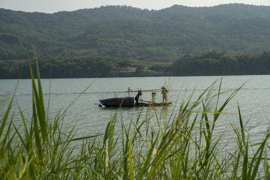 湖泊水库渔船