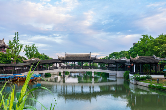 苏州园林廊桥