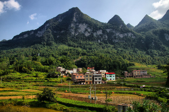 滇黔铁路沿线风景