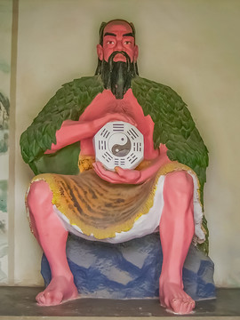 汤阴羑里城伏羲塑像